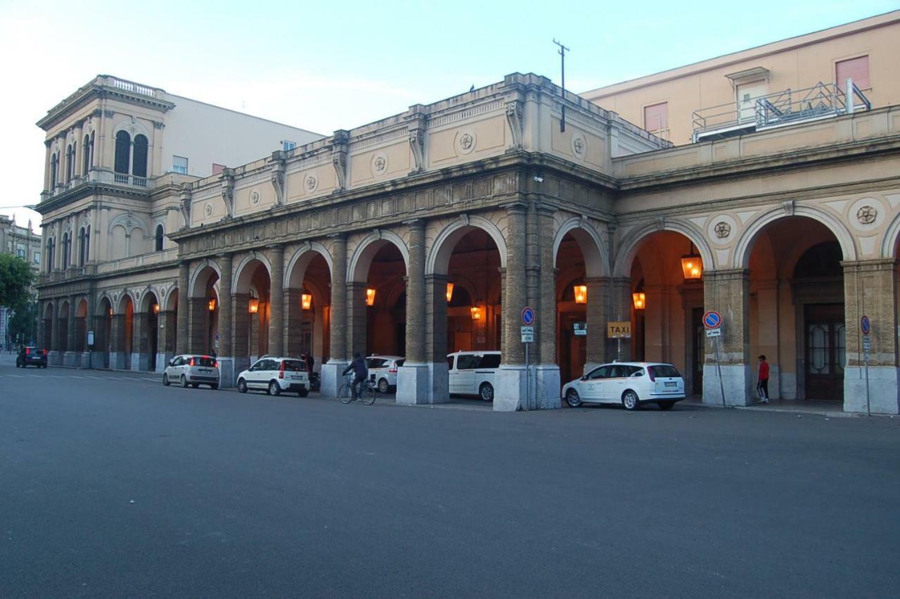 Terminal Bus Cairoli Bed and Breakfast Palermo Buitenkant foto