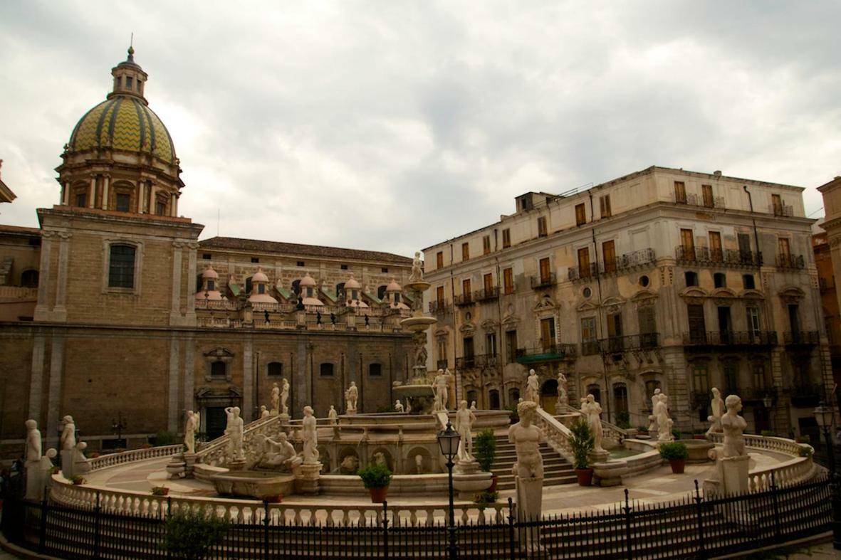 Terminal Bus Cairoli Bed and Breakfast Palermo Buitenkant foto